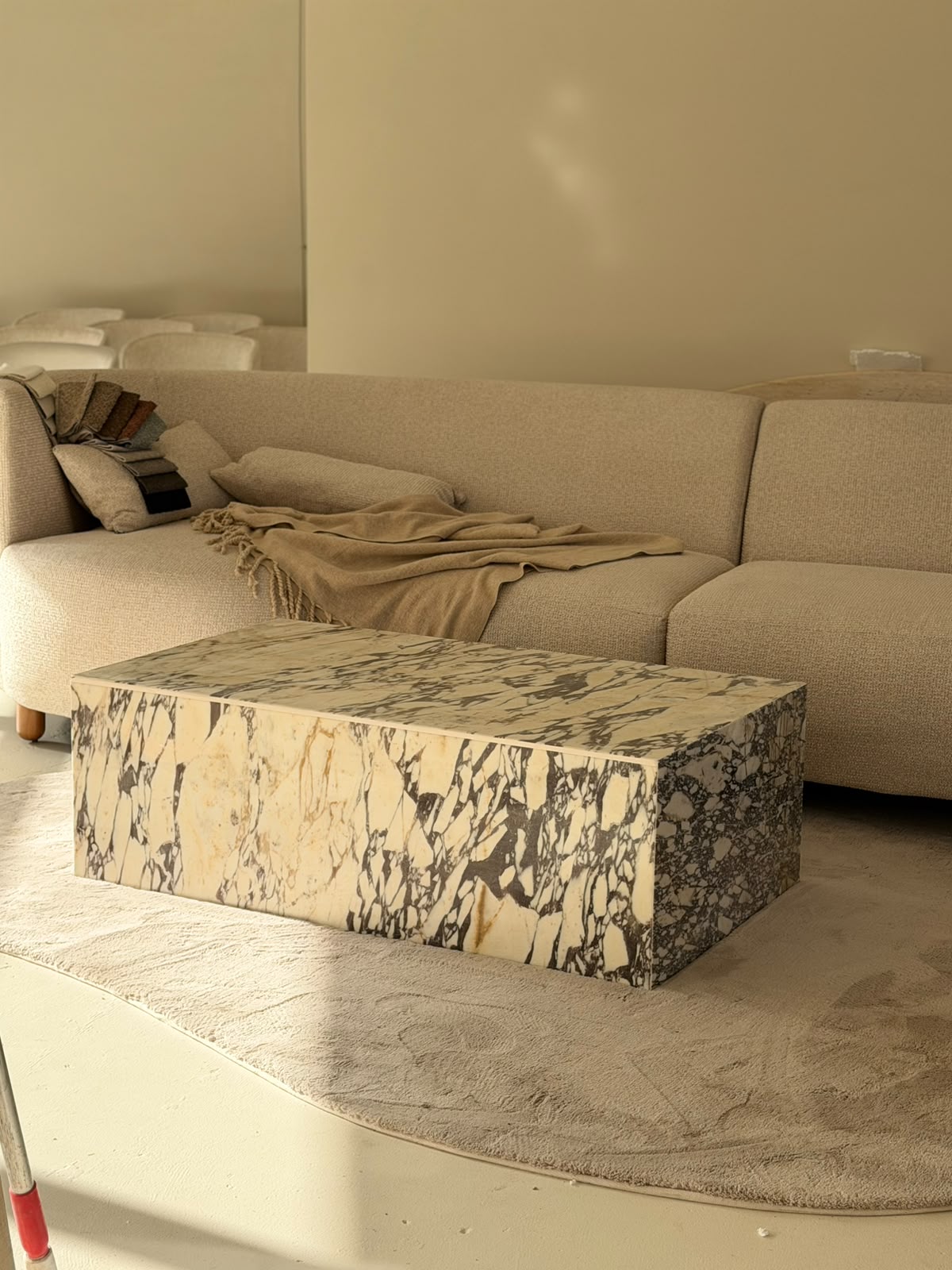 Marmor-Violett-Block Couchtisch