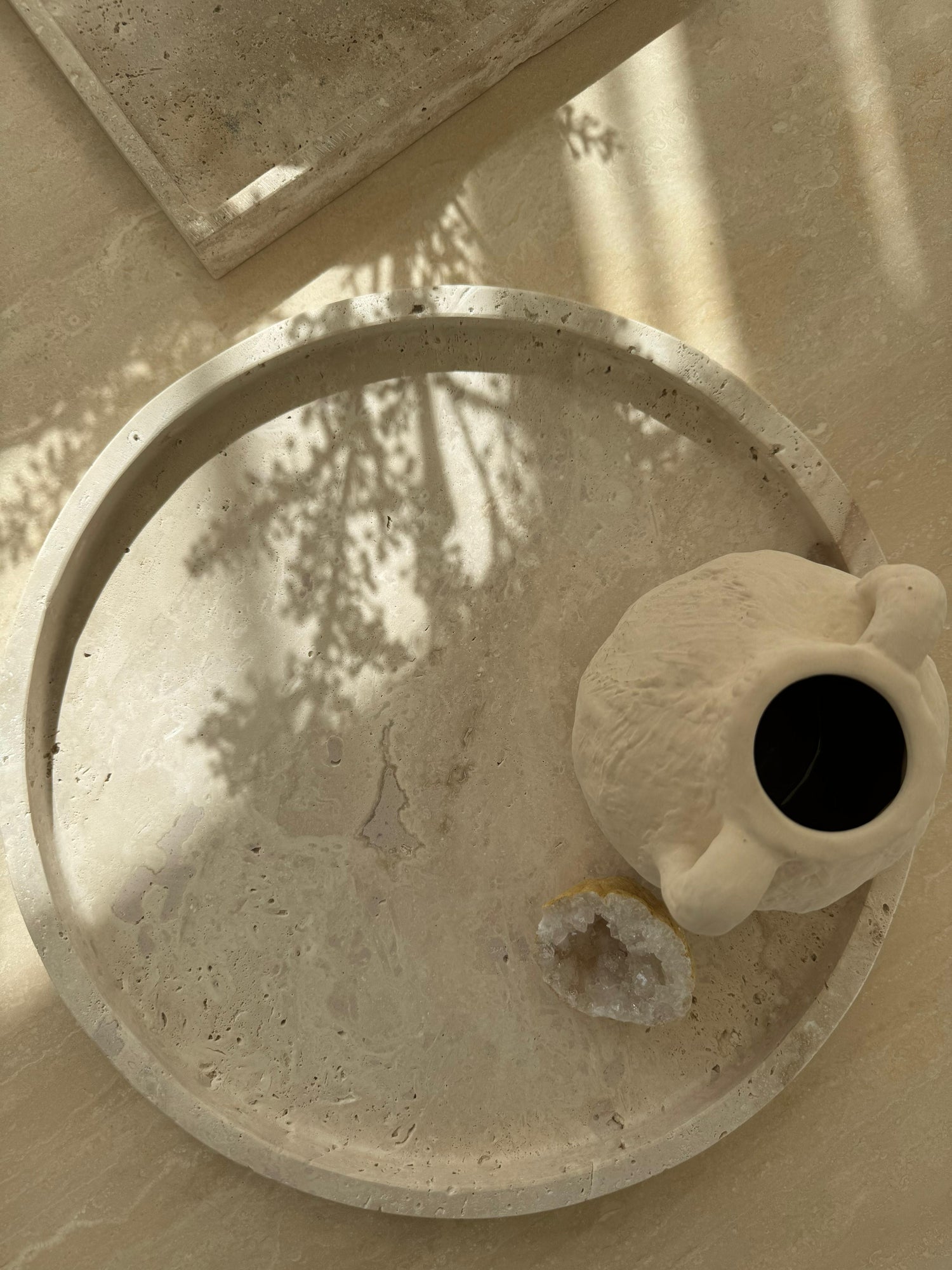 Luxury design objects with sculptural forms | MERAKI MARBLE