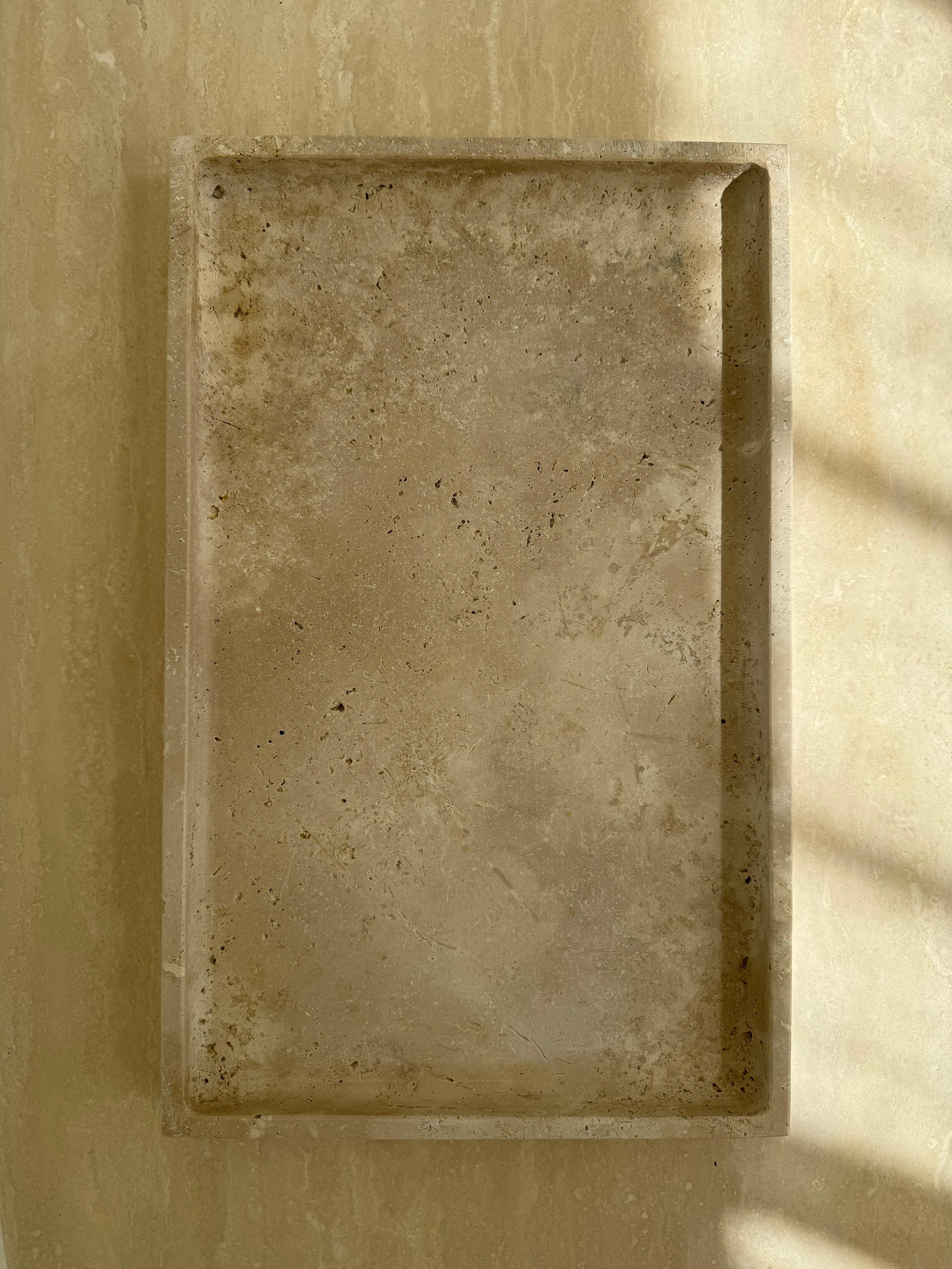 Travertin crosscut dienblad