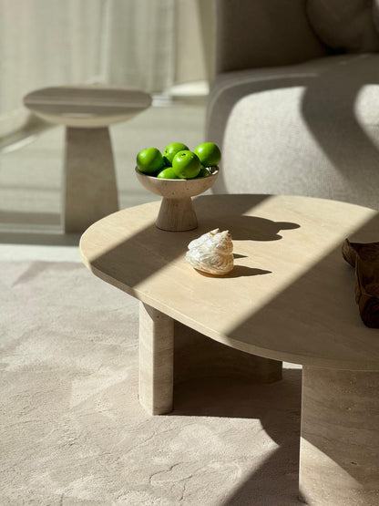 Kya | Ovale Couchtisch aus Travertin