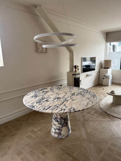 De Conische Violet | Ronde marmeren eettafel