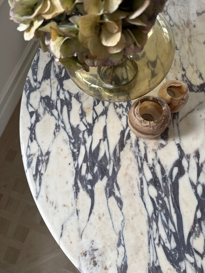 De Conische Violet | Ronde marmeren eettafel