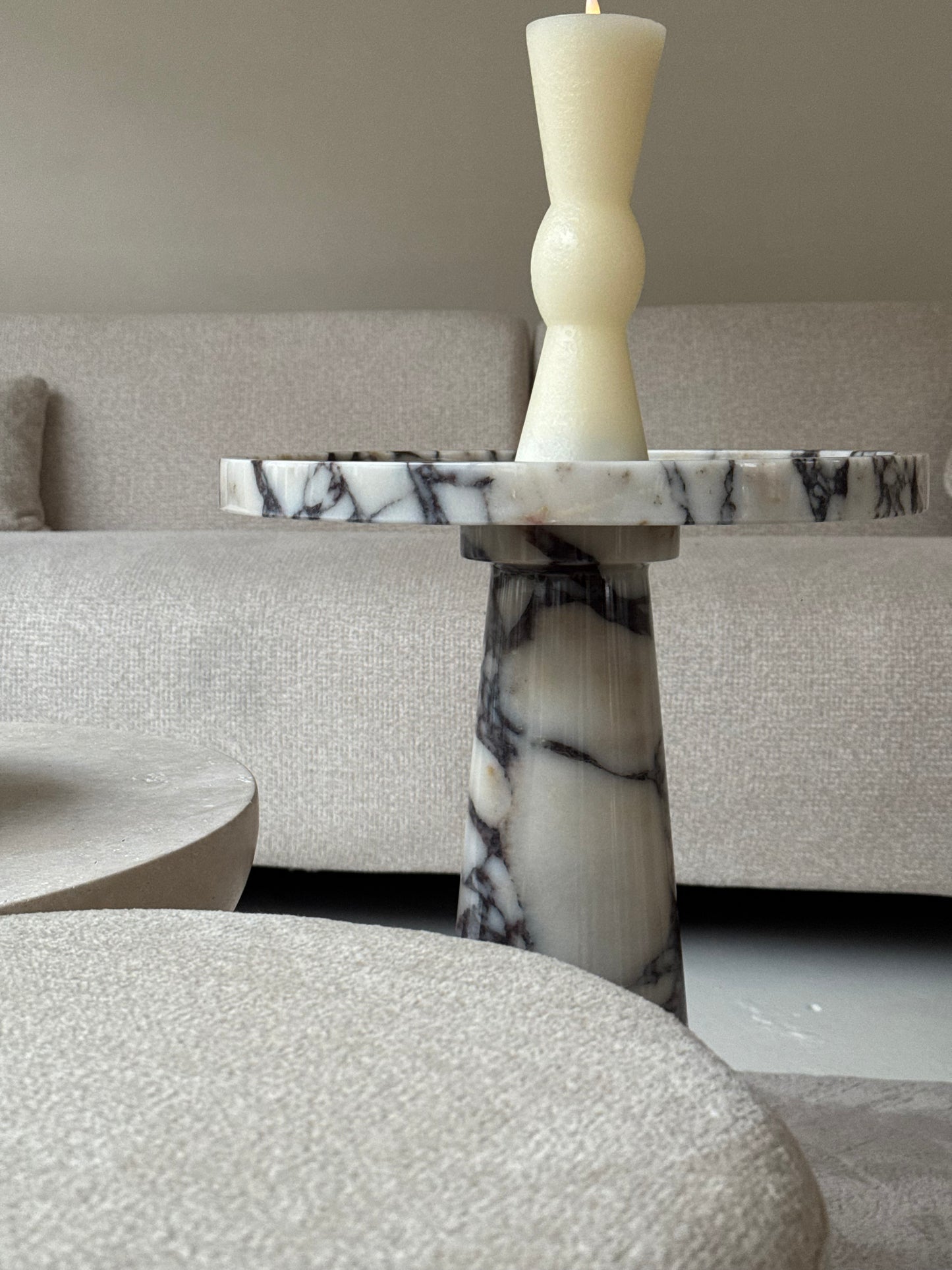 De Violette Bijzettafel