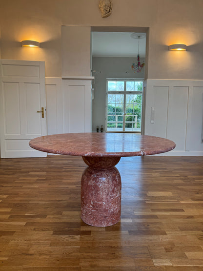 De Oreo | Rode Travertin Ronde Eettafel