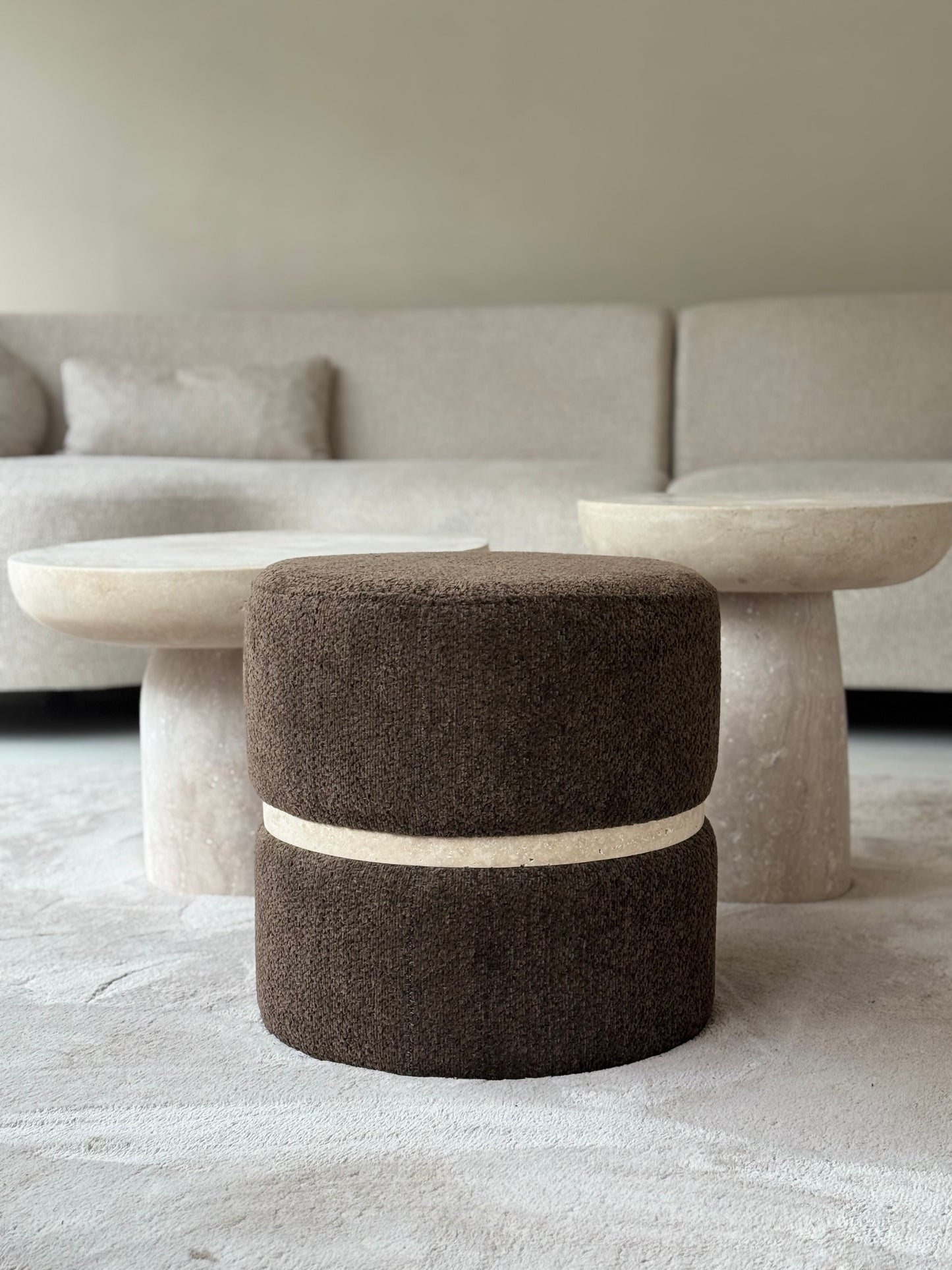 BIBII | Calacatta viola & travertin poef