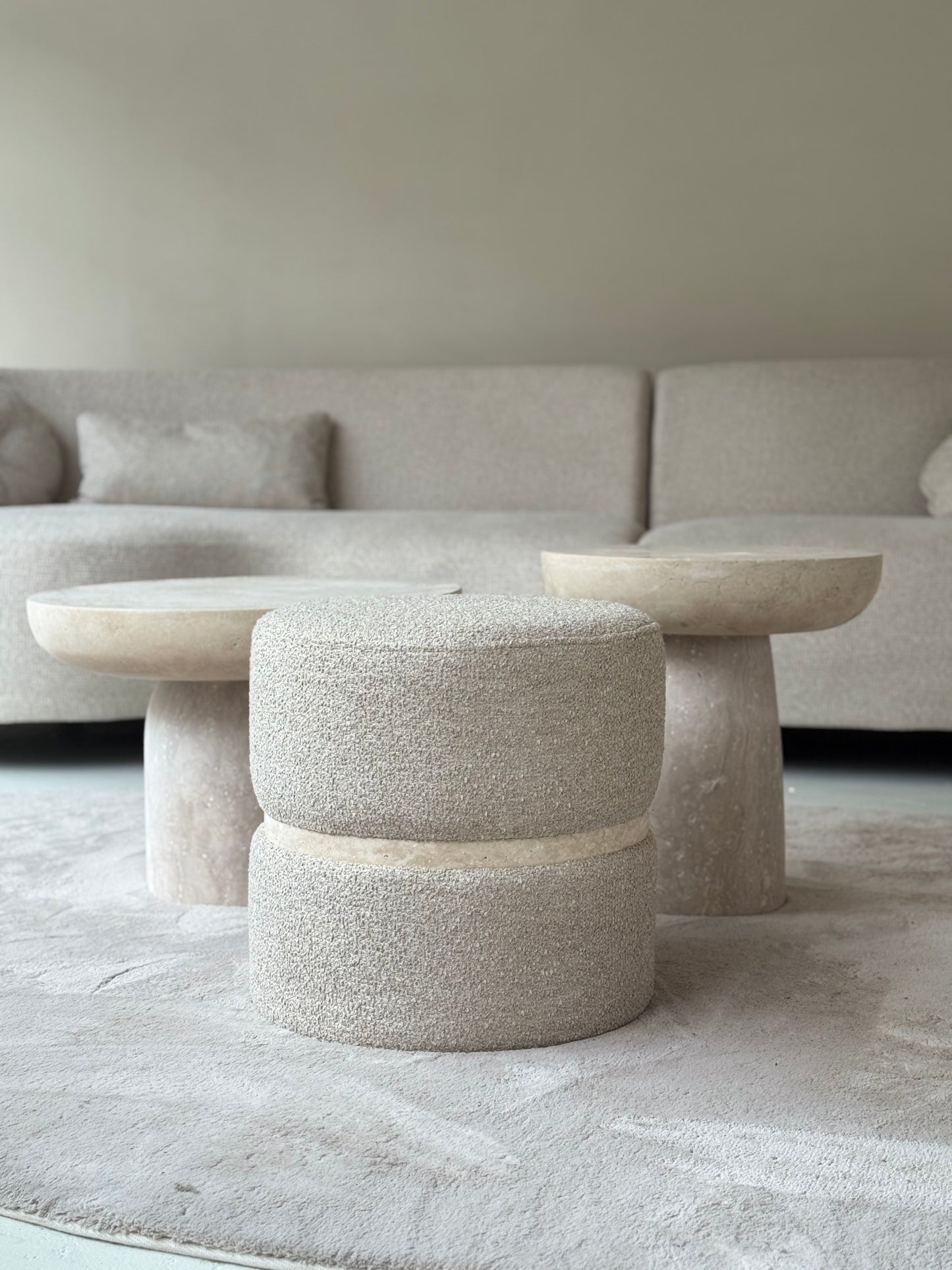 BIBII | Calacatta viola & travertin poef